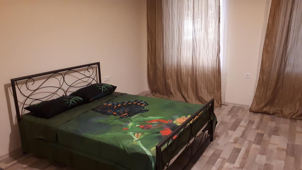 New Life Apartments ティビリシ エクステリア 写真