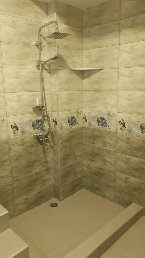 New Life Apartments ティビリシ エクステリア 写真
