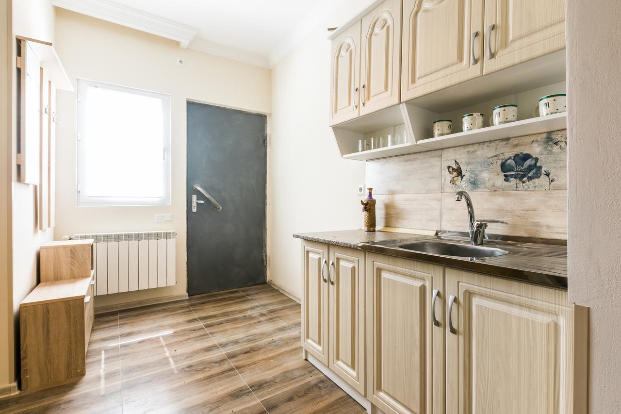 New Life Apartments ティビリシ エクステリア 写真