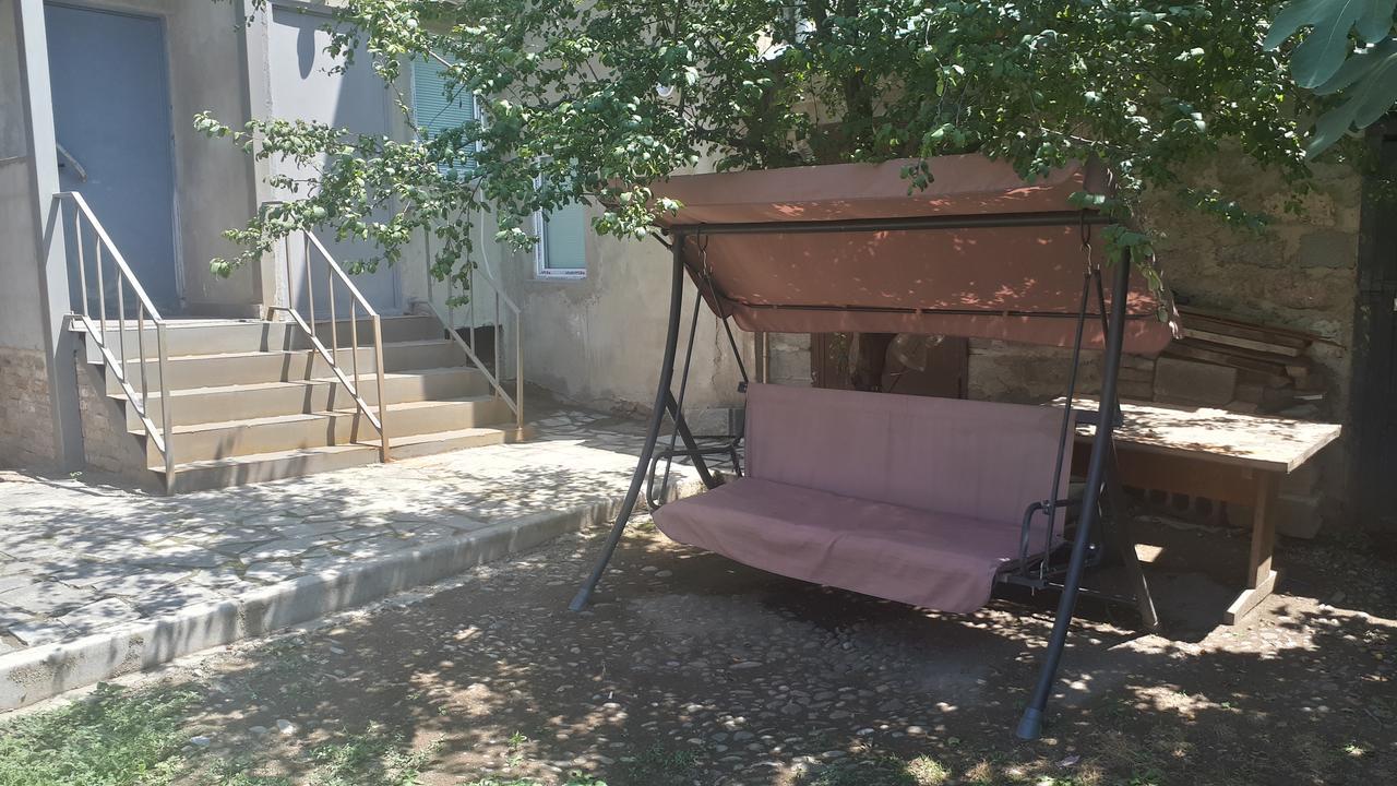 New Life Apartments ティビリシ エクステリア 写真